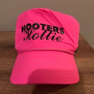 HOOTERS Hottie Neon Pink Trucker Hat